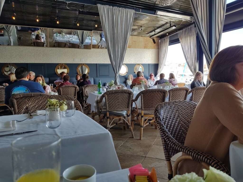 The Dock - 10 Best Restaurants in Newport Beach (2023)