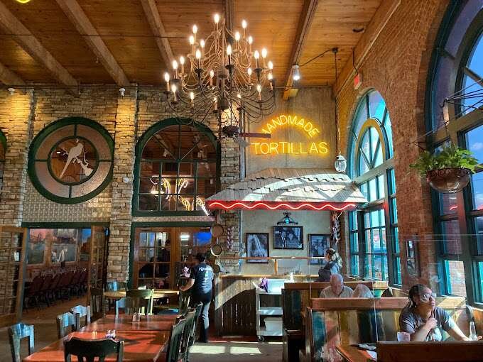 Ninfa's Mexican Restaurant - 10 Best Restaurants in Waco (2023)