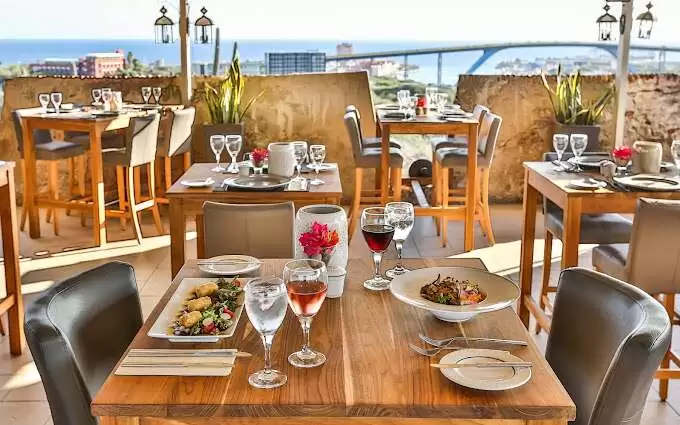 Fort Nassau - 10 Best Restaurants in Curacao (2023)