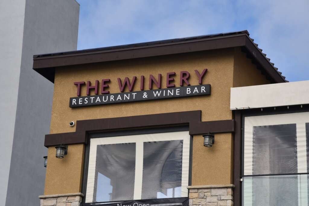 The Winery Restaurant - 10 Best Restaurants in Newport Beach (2023)