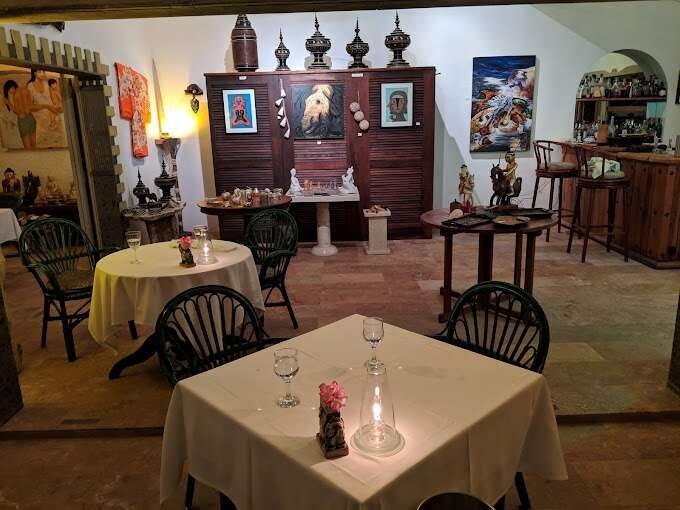 Hibernia Restaurant & Art Gallery - 10 Best Restaurants in Anguilla (2023)